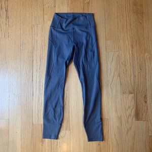 In Movement lululemon legging